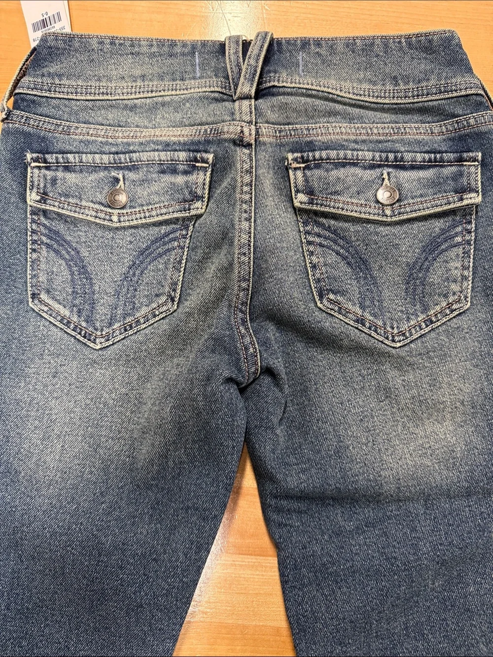 Hollister Women’s Medium Blue Low-Rise Bootcut Jeans
